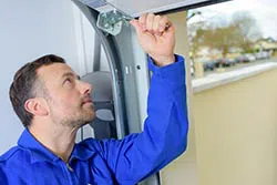 Valley Stream State Garage Door Repair Service Valley Stream, NY 516-362-2723 Valley Stream State Garage Door Repair Service Valley Stream, NY 516-362-2723 - repair-side